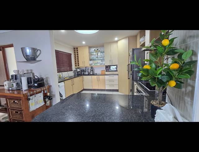 3 BEDROOM SECTIONAL TITLE FOR SALE IN SIMBITHI ECO ESTATE